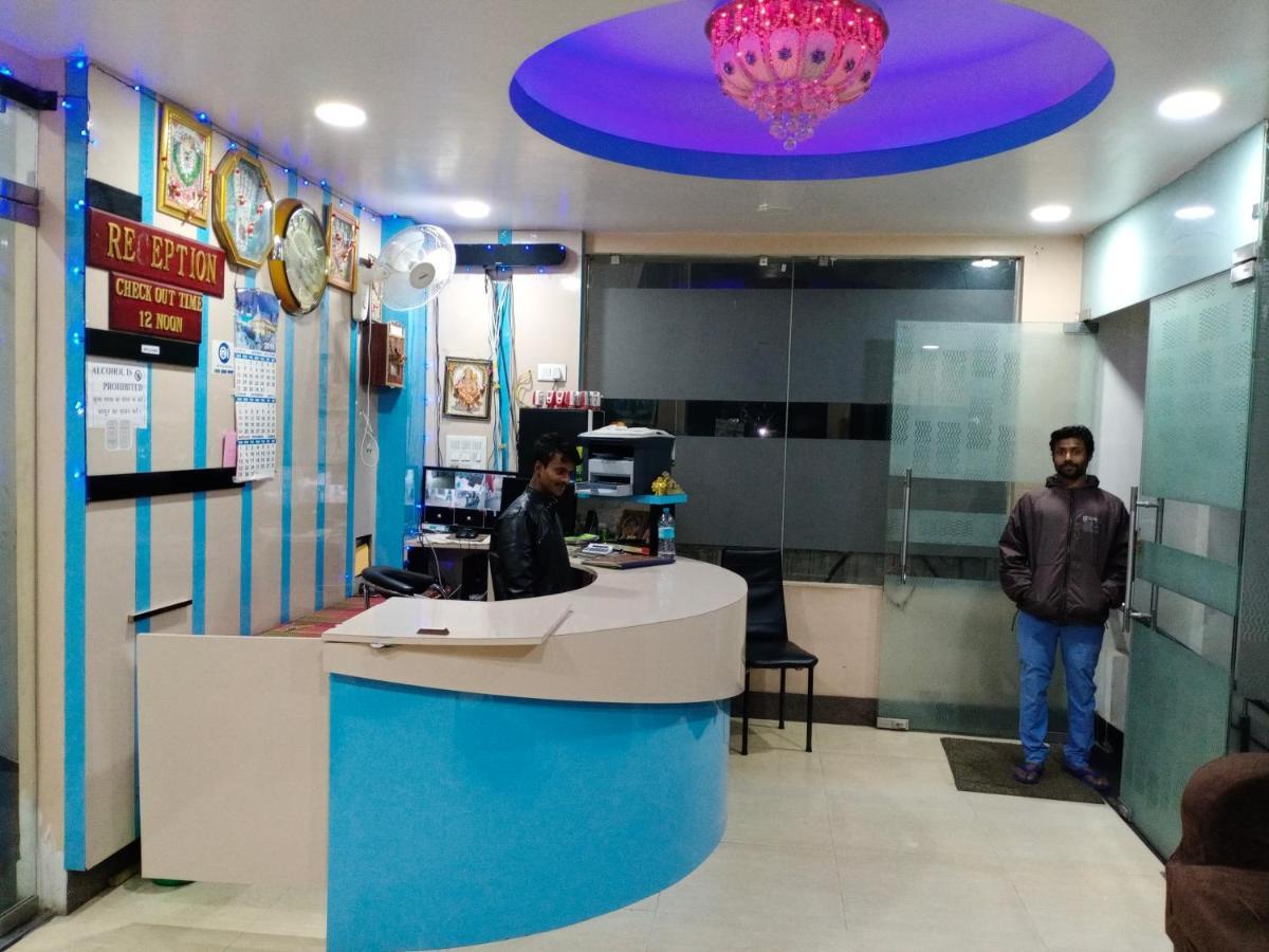 Hotel Sunaina International Gaya Luaran gambar