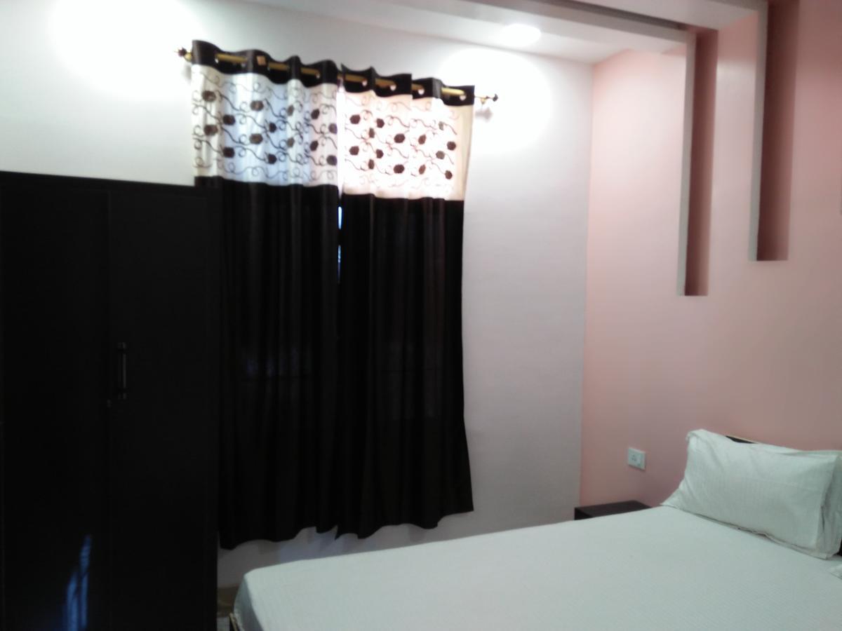 Hotel Sunaina International Gaya Luaran gambar