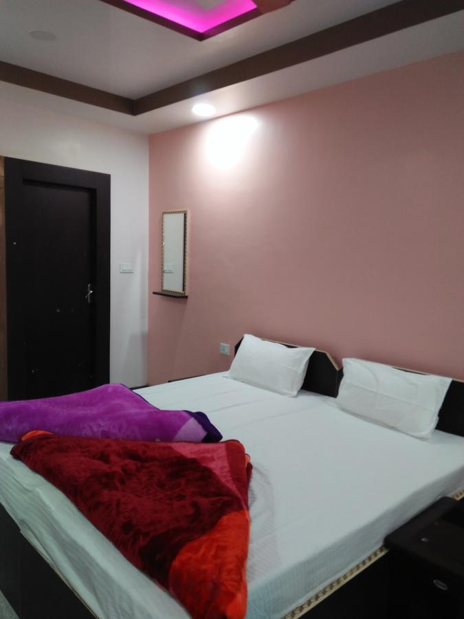 Hotel Sunaina International Gaya Luaran gambar